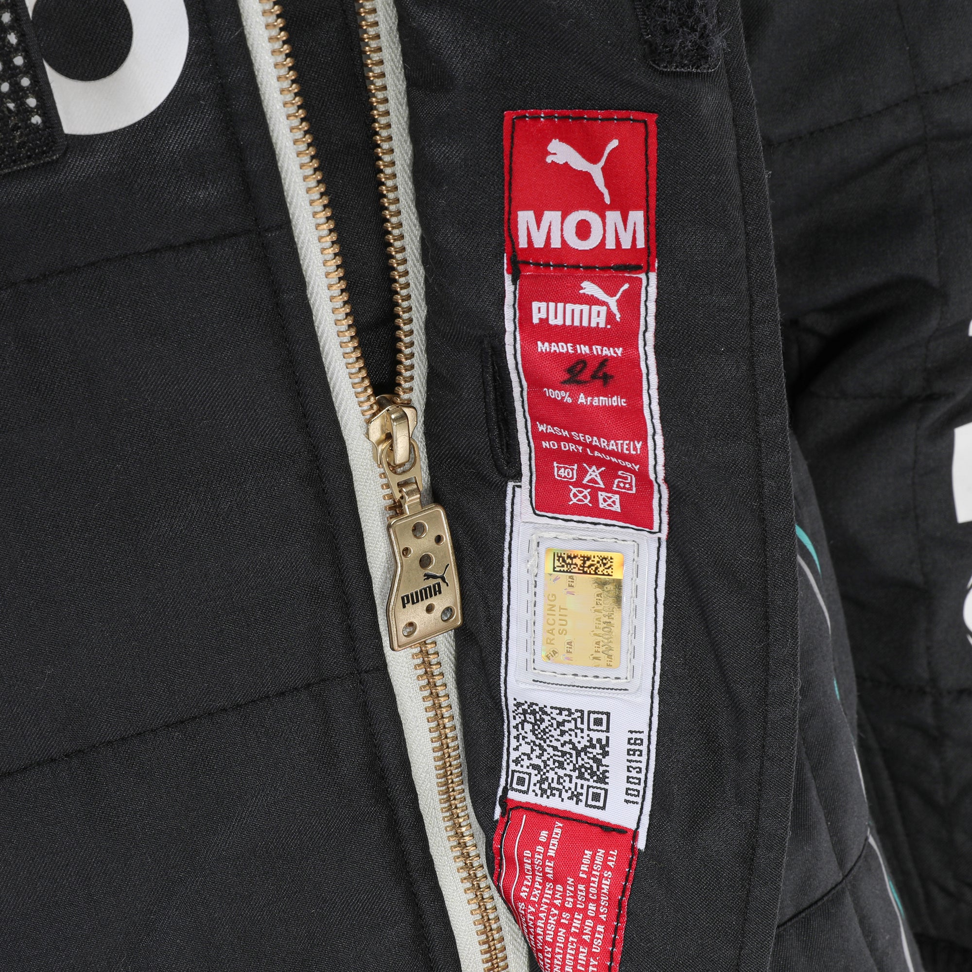 Season Launch LOT 021 - Lewis Hamilton 2023 Mercedes Suit - Image 7