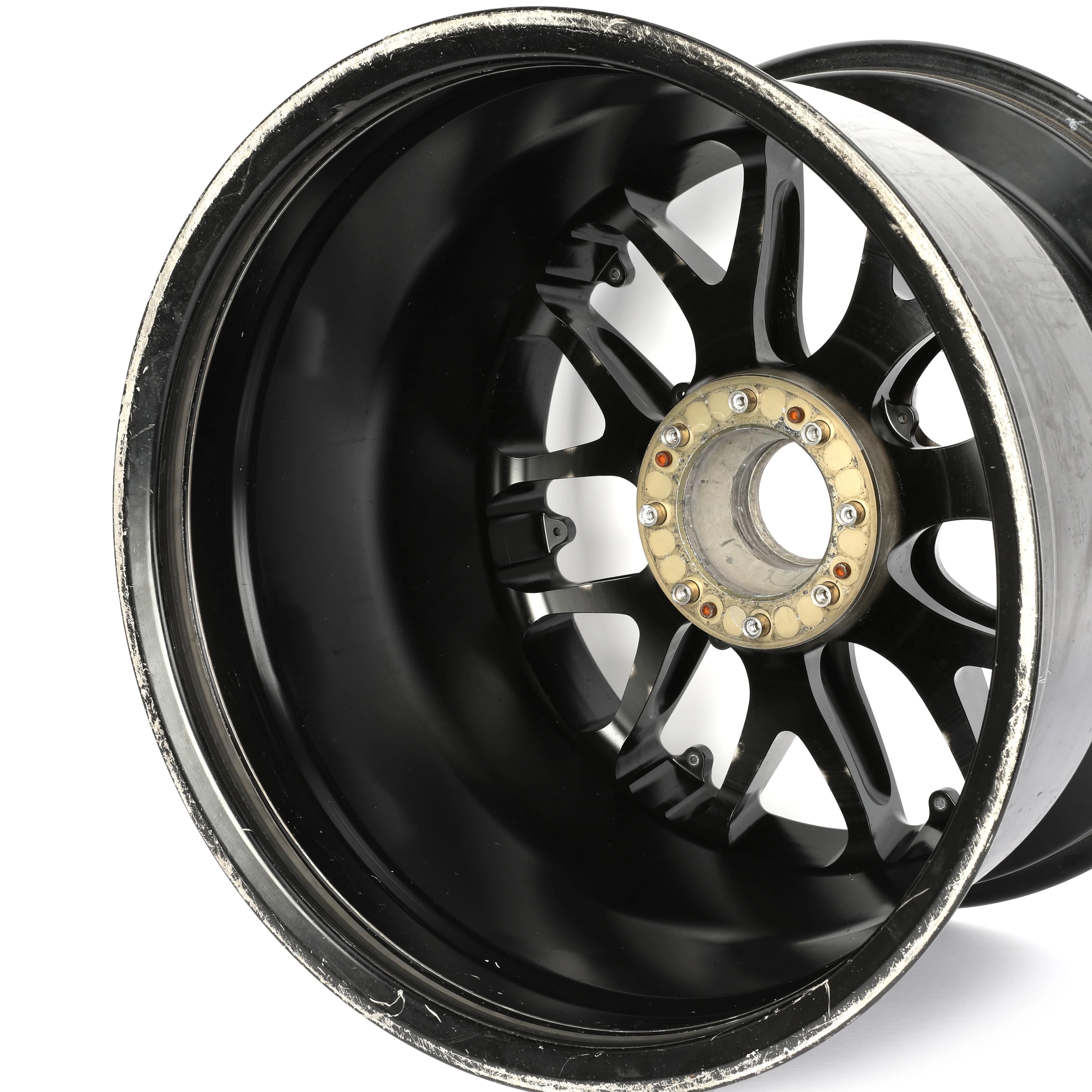 Mercedes AMG Petronas F1 Team 2022 Front Wheel Rim Table - Image 5