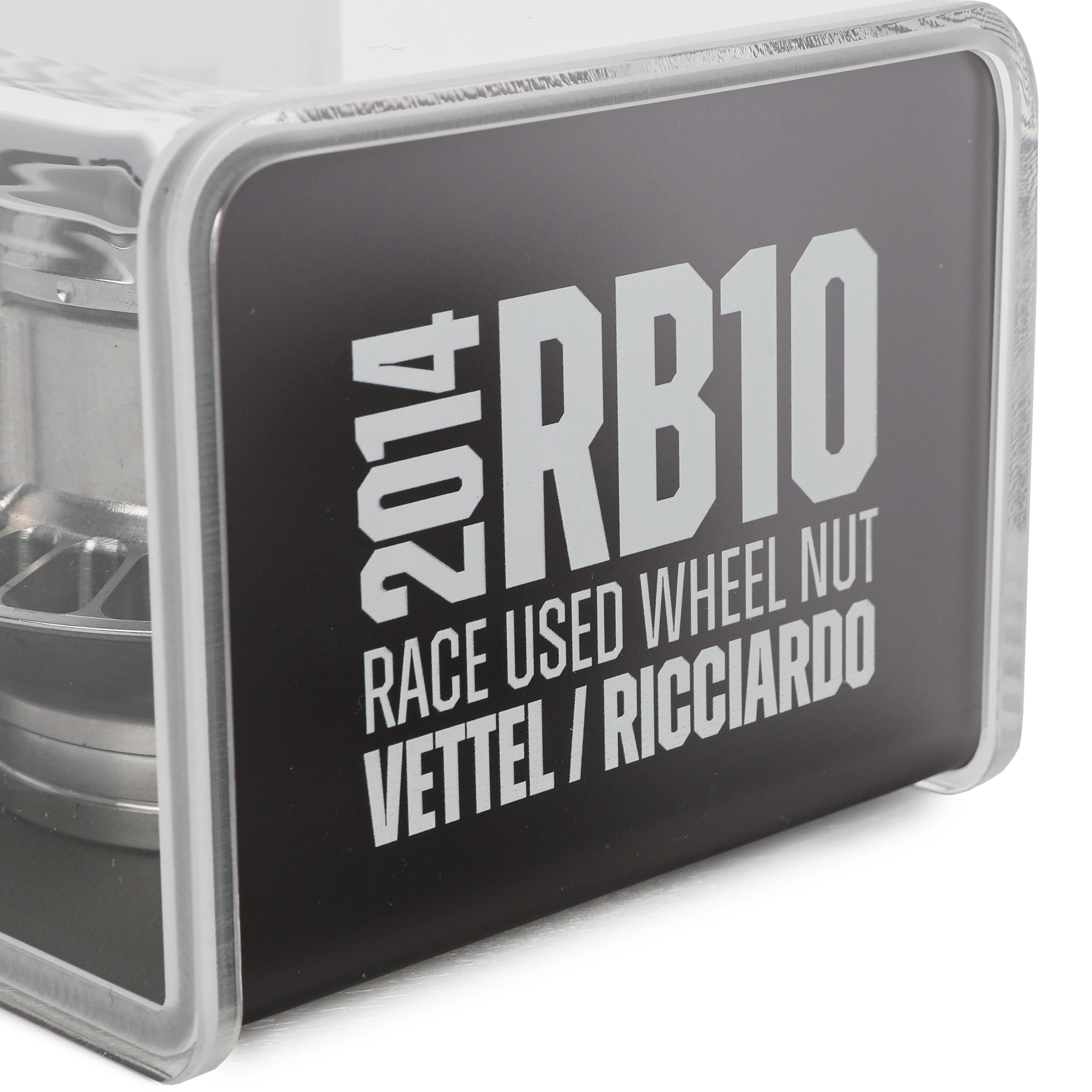 Red Bull Racing 2014 RB10 Grand Prix Used Wheel Nut in Display Case - Image 5