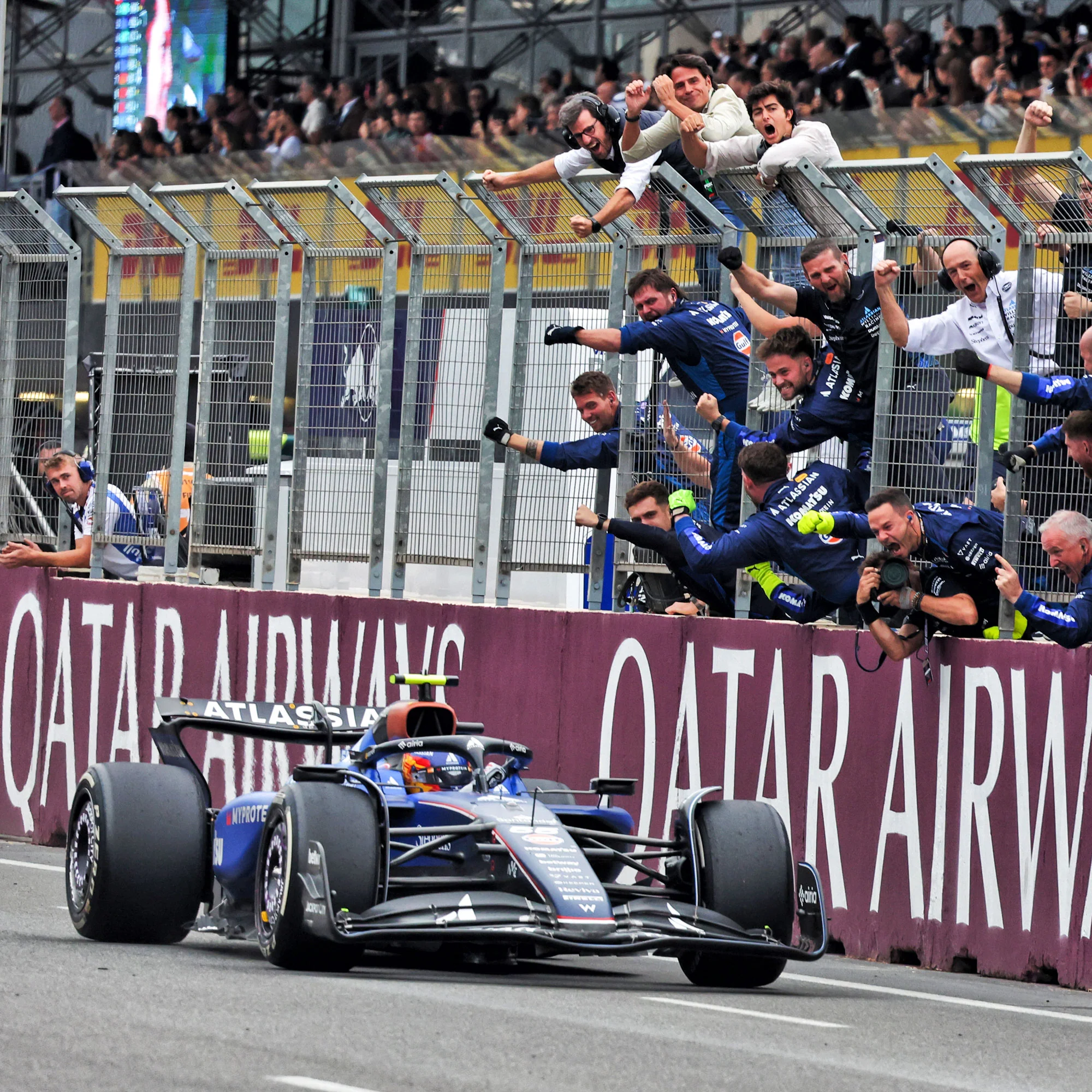 Season Launch LOT 010 - Carlos Sainz 2025 Williams FW47 Show Car - Azerbaijan GP - Image 8
