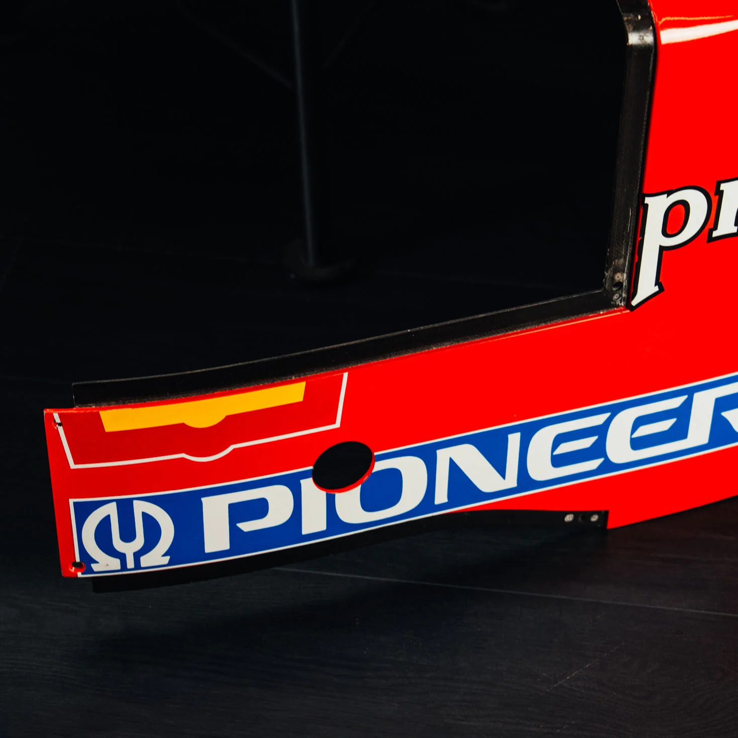 Season Launch LOT 026 – 1997 Ferrari F310B Sidepods & Barge Boards - Image 2