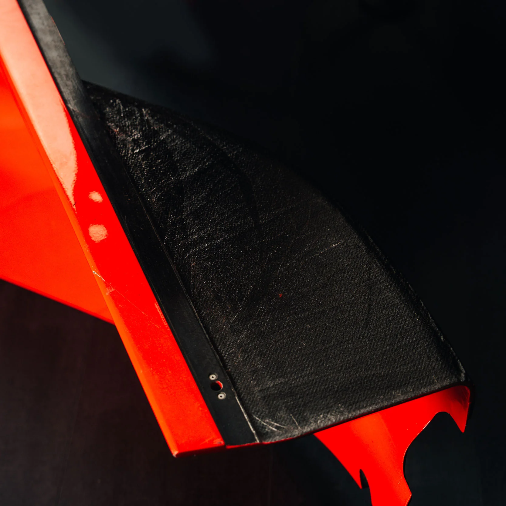 Season Launch LOT 026 – 1997 Ferrari F310B Sidepods & Barge Boards - Image 9