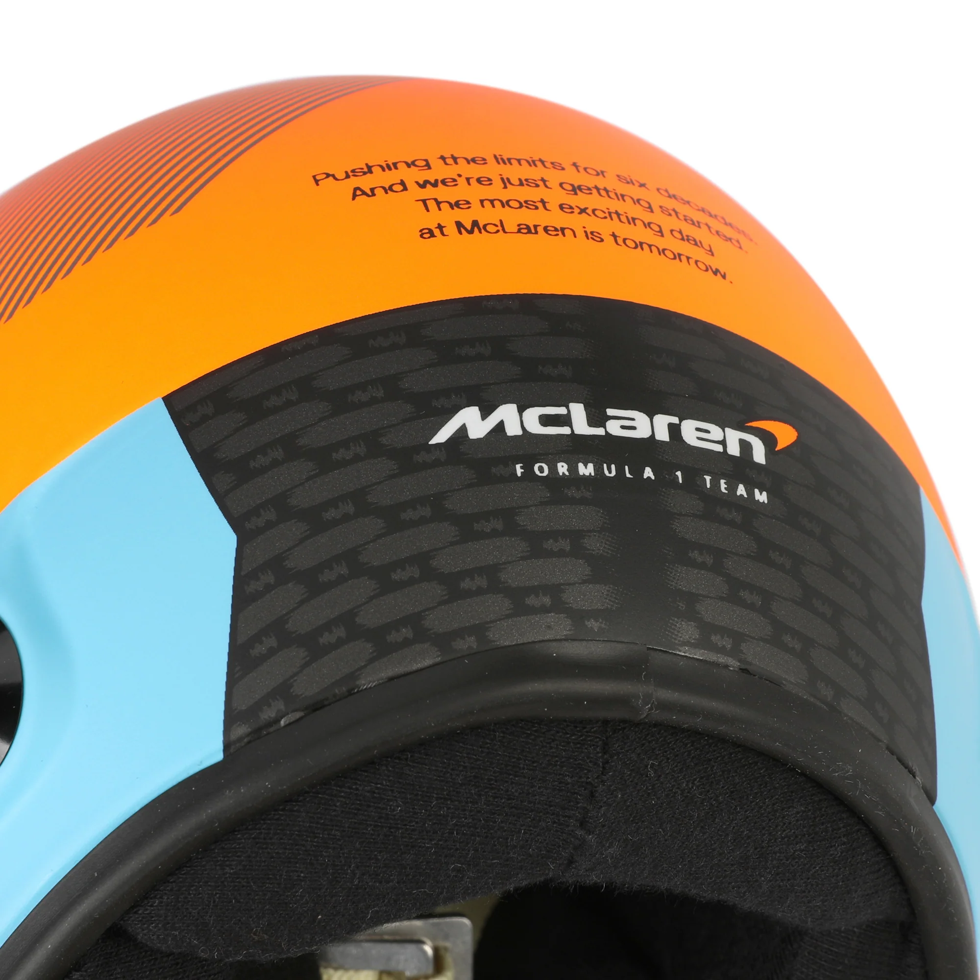 Season Launch LOT 006 - Lando Norris & Oscar Piastri 2024 Signed McLaren F1 Team 1:2 Helmet - Image 9